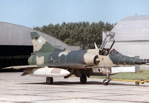 7 tanques combustible operacion israel